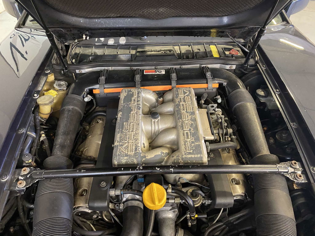 Porsche 928 S4