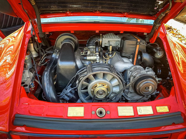 Porsche 911 Carrera 3.2