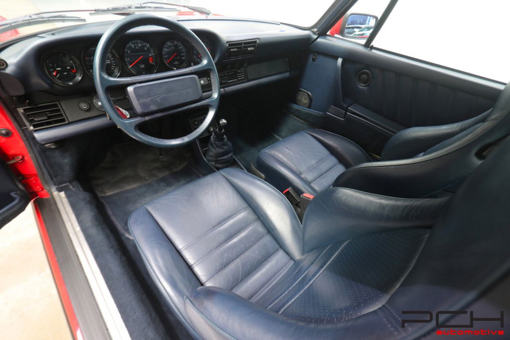 Porsche 911 Carrera 3.2