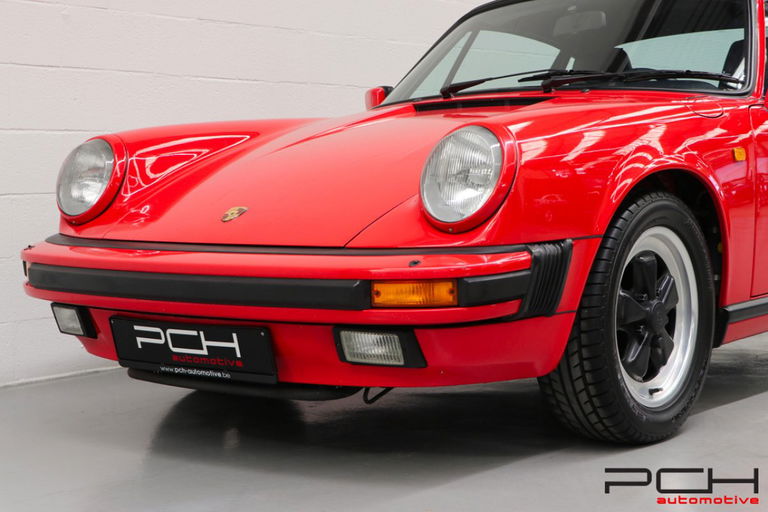 Porsche 911 Carrera 3.2