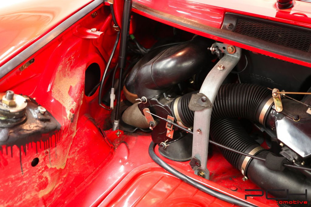 Porsche 911 Carrera 3.2