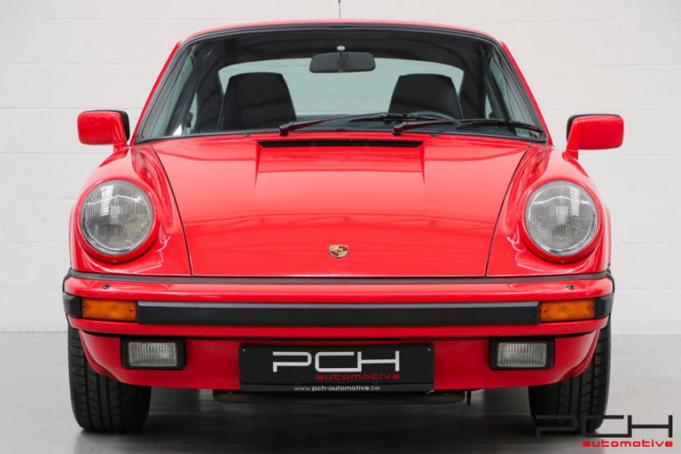 Porsche 911 Carrera 3.2