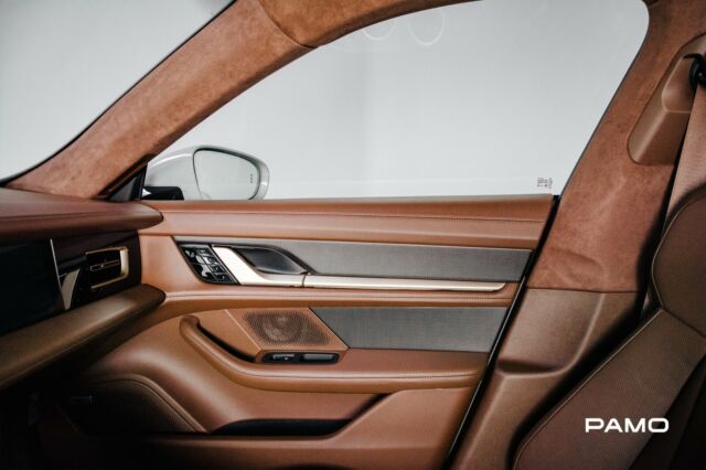 Porsche Taycan Turbo S