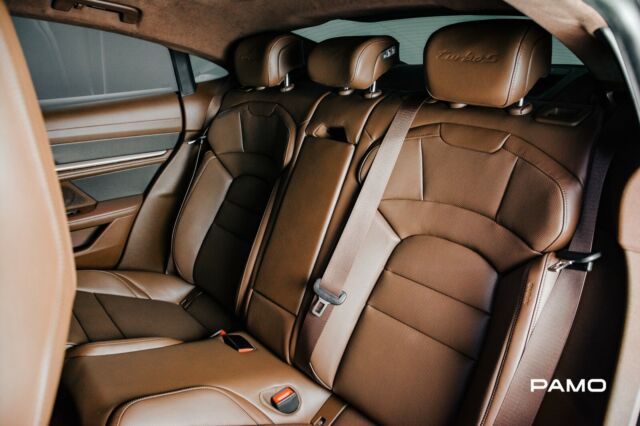 Porsche Taycan Turbo S