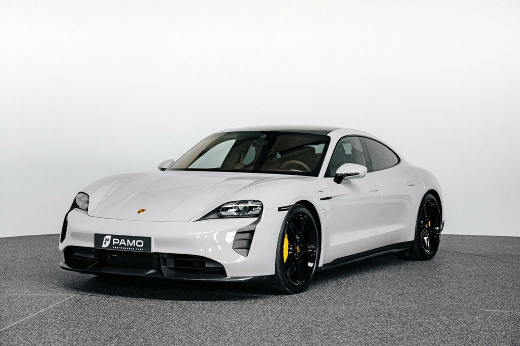 Porsche Taycan Turbo S