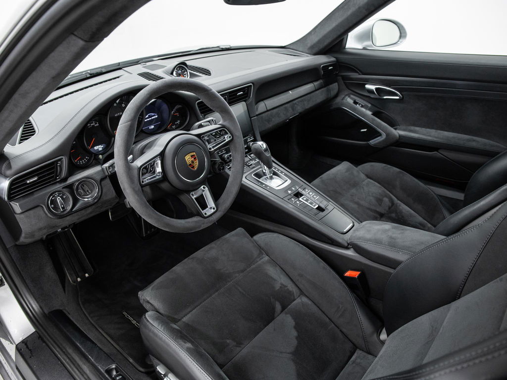 Porsche 991.2 Carrera 4 GTS