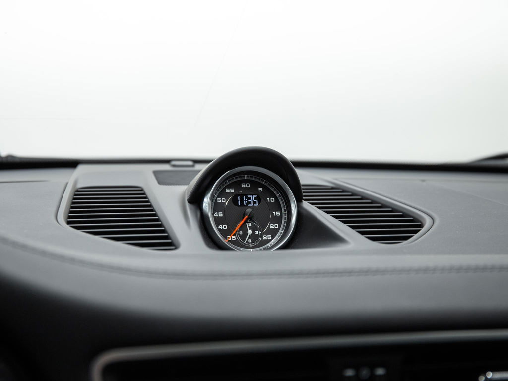 Porsche 991.2 Carrera 4 GTS