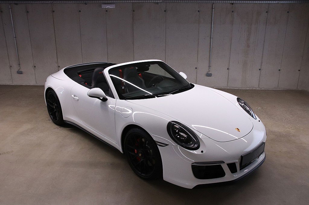 Porsche 991.2 Carrera 4 GTS 2018 - elferspot.com - Marktplatz für
