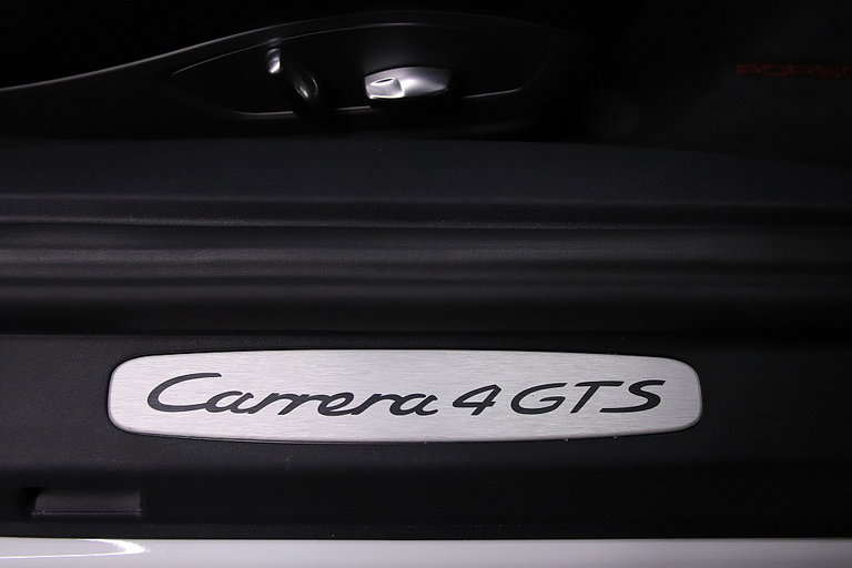 Porsche 991.2 Carrera 4 GTS