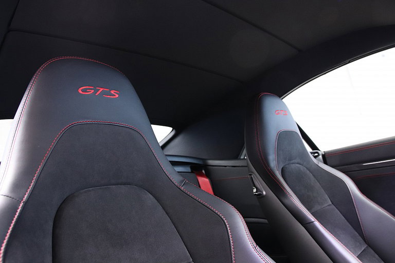 Porsche 991.2 Carrera 4 GTS