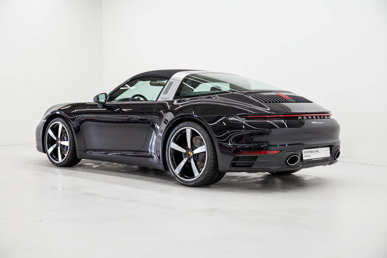 Porsche 992 Targa 4