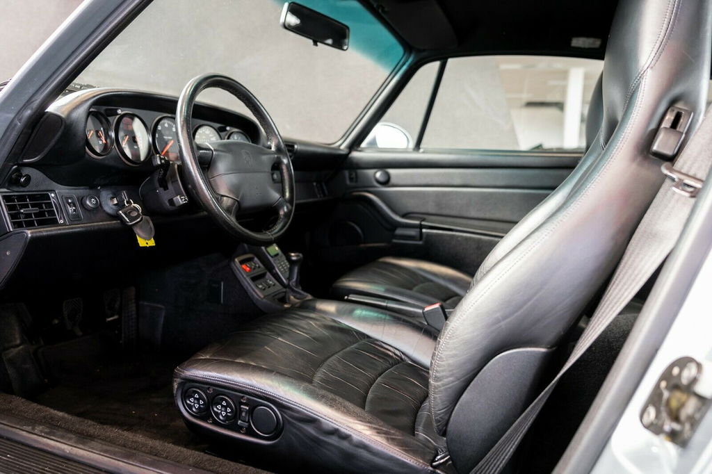Porsche 993 Carrera