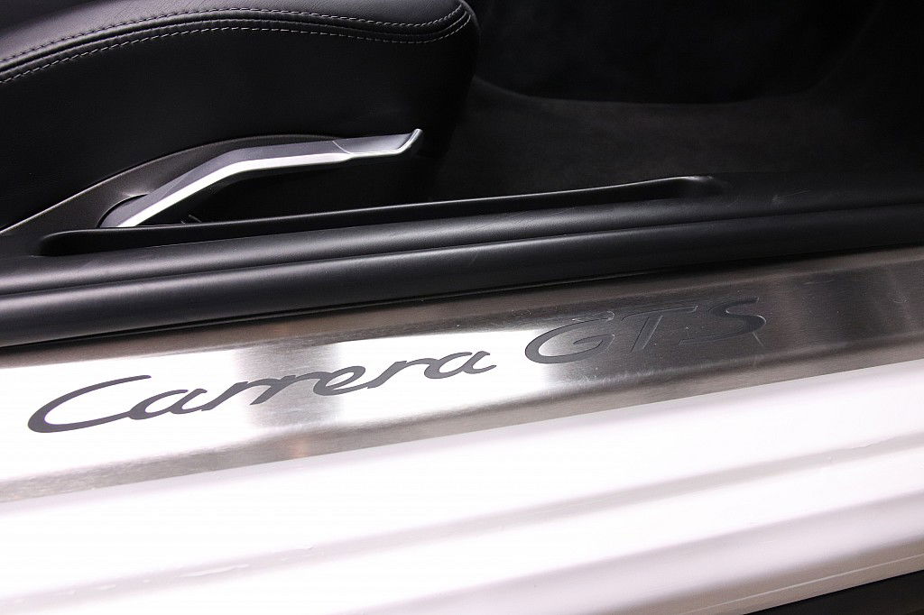 Porsche 997.2 Carrera GTS