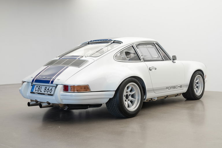 Porsche 911 Backdate