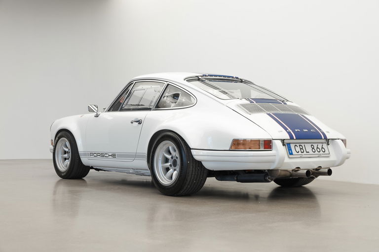 Porsche 911 Backdate