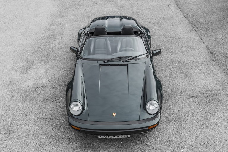 Porsche 911 Carrera 3.2 Speedster