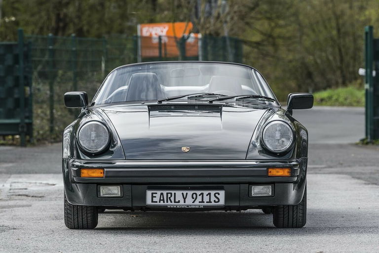 Porsche 911 Carrera 3.2 Speedster