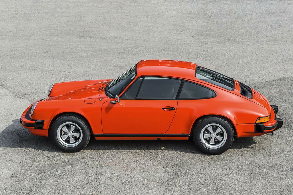 Porsche 911 Carrera 2,7