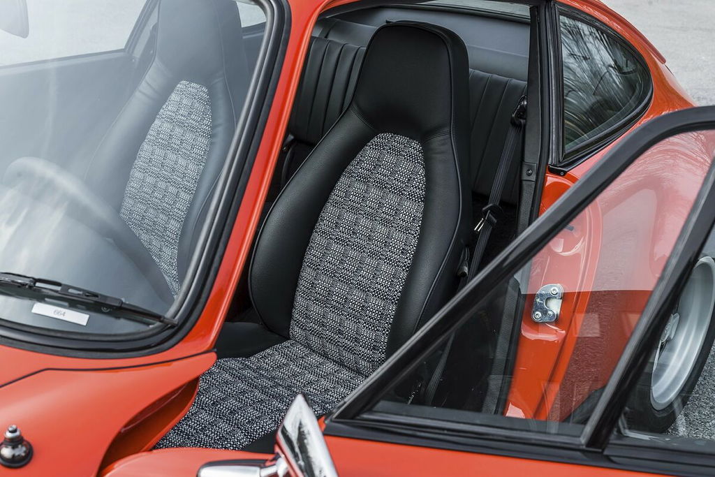 Porsche 911 Carrera 2,7