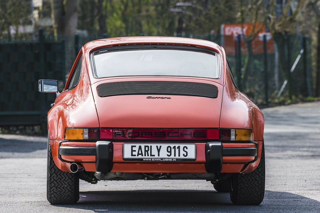 Porsche 911 Carrera 2,7