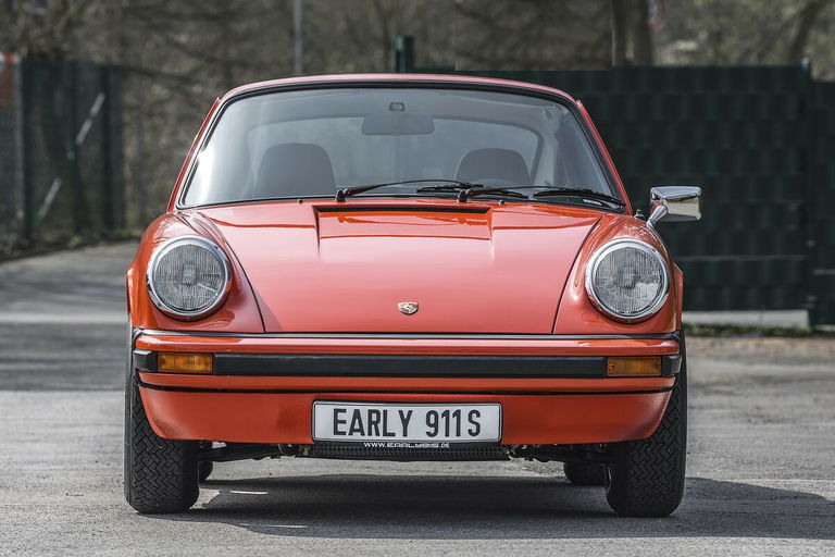 Porsche 911 Carrera 2,7