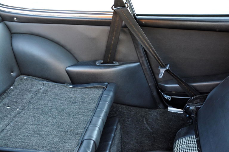 Porsche 911 S (F-Modell)