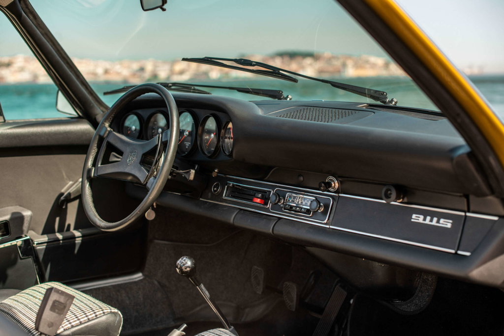 Porsche 911 S (F-Modell)