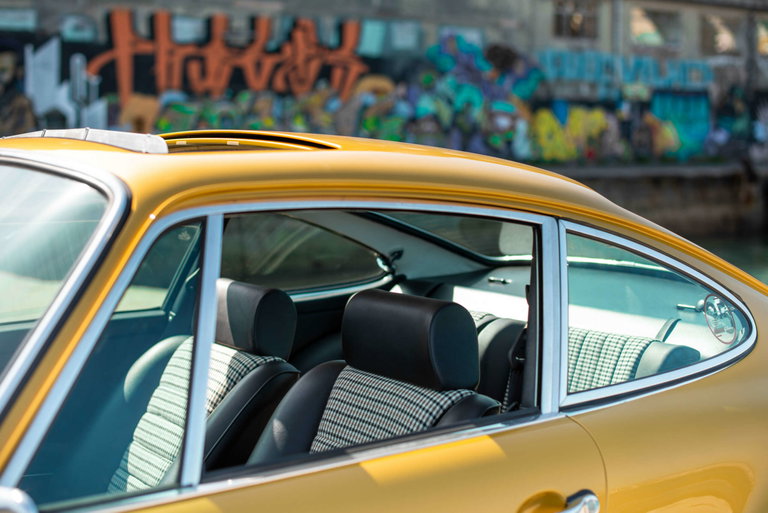Porsche 911 S (F-Modell)