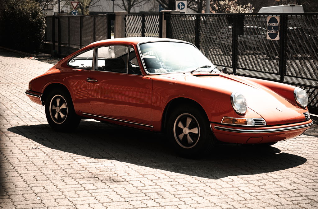 Porsche 911 T