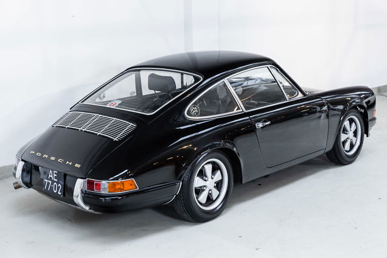 Porsche 911 T