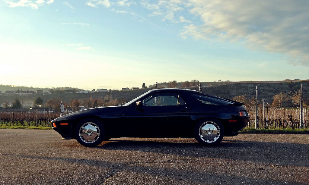 Porsche 928 S