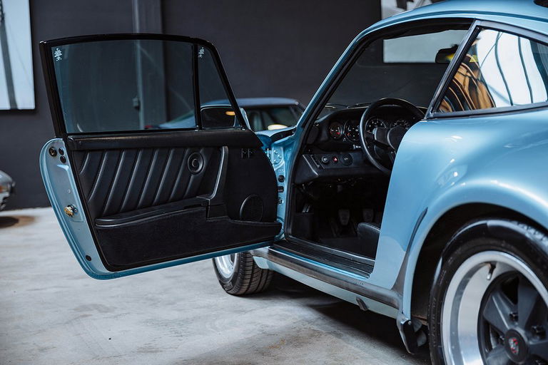 Porsche 911 Turbo 3.3