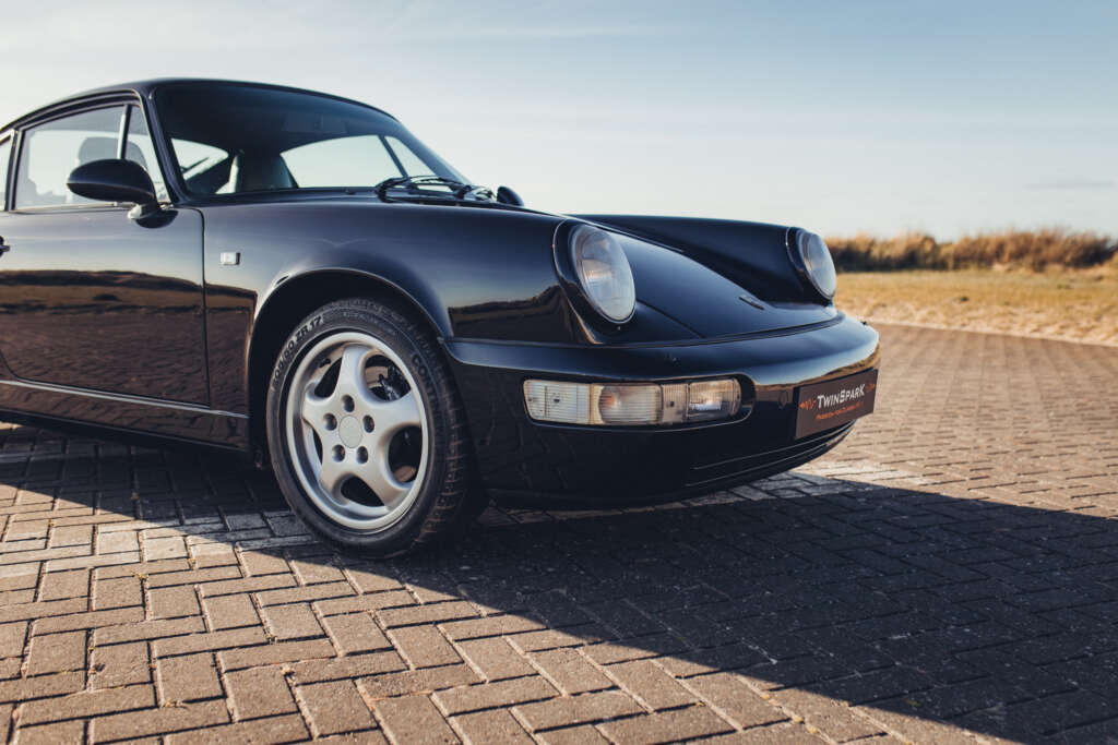 Porsche 964 Carrera 4 1990 - elferspot.com - Marketplace for Porsche