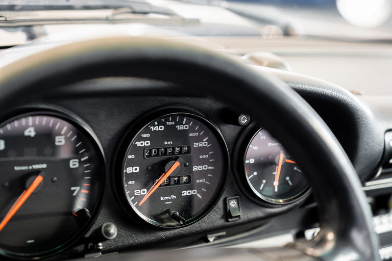 Porsche 964 Carrera 2