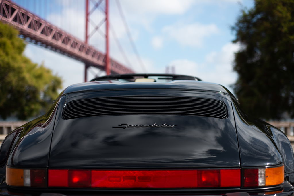 Porsche 911 Carrera 3.2 Speedster