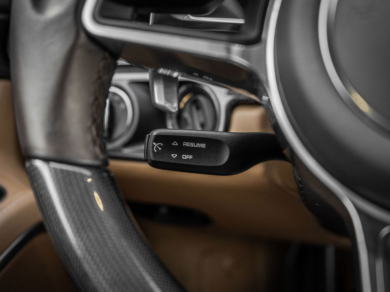 Porsche 991 Carrera GTS