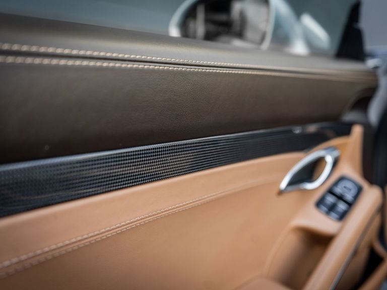 Porsche 991 Carrera GTS