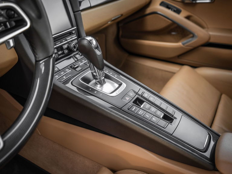 Porsche 991 Carrera GTS