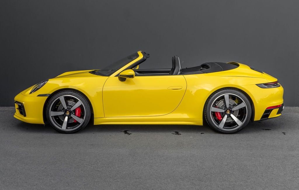 Porsche 992 Carrera 4S