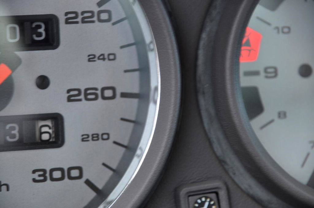 Porsche 993 Carrera 4