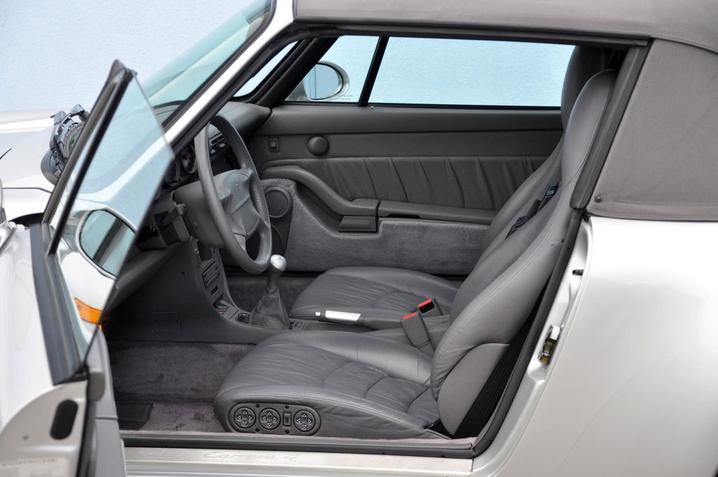 Porsche 993 Carrera 4