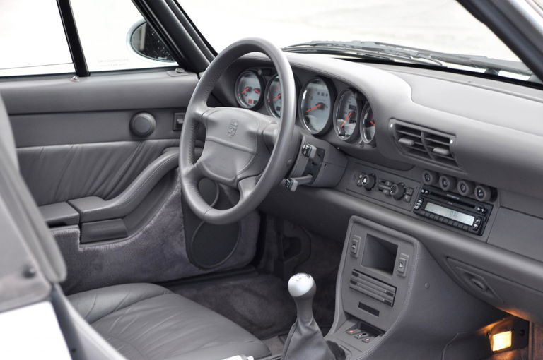 Porsche 993 Carrera 4