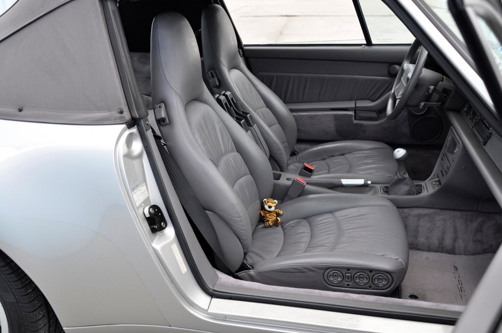 Porsche 993 Carrera 4