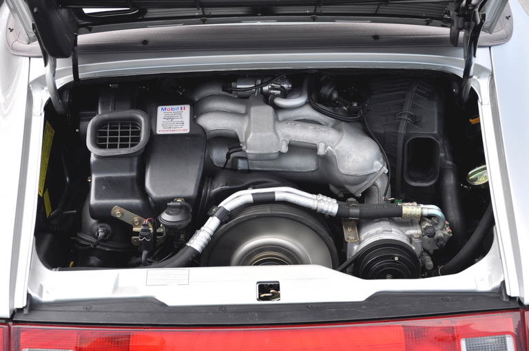 Porsche 993 Carrera 4