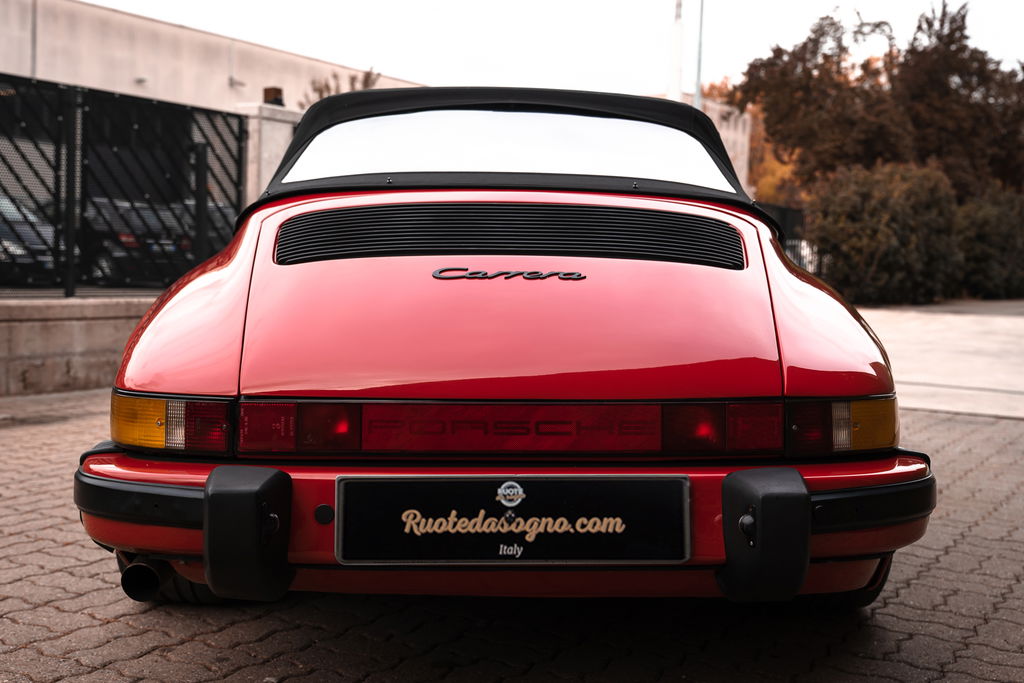 Porsche 911 Carrera 3.2