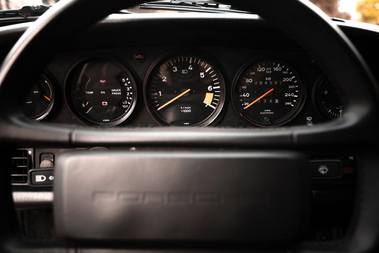 Porsche 911 Carrera 3.2