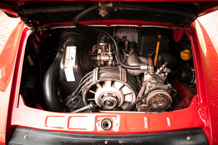 Porsche 911 Carrera 3.2