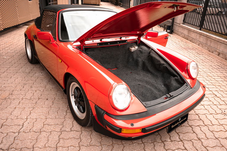 Porsche 911 Carrera 3.2