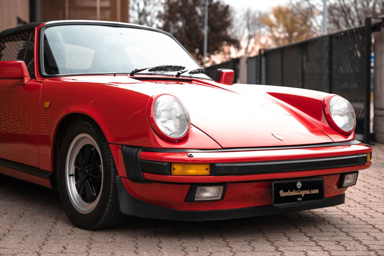 Porsche 911 Carrera 3.2