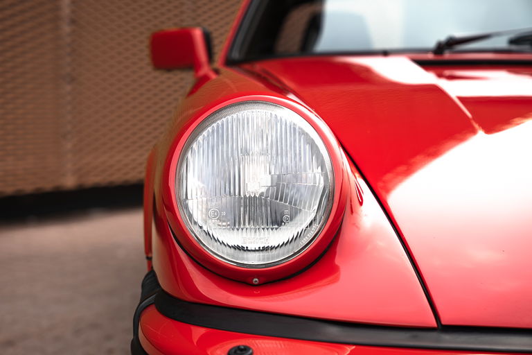 Porsche 911 Carrera 3.2